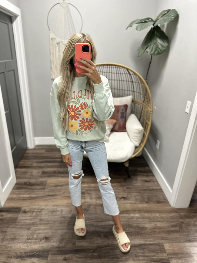 MINT WILD LOVE CREW SWEATER