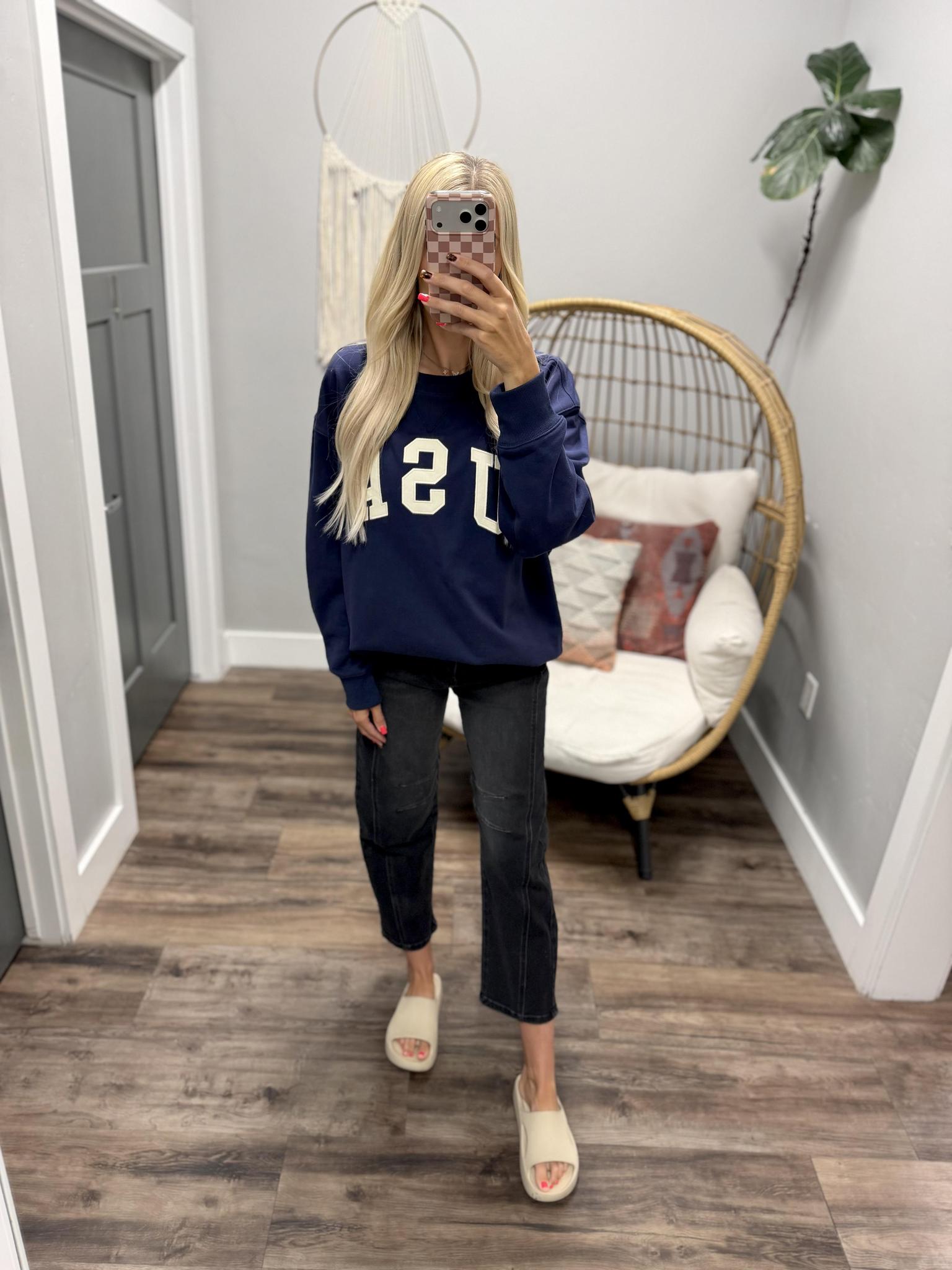 NAVY EMBROIDERED USA CREW SWEATSHIRT