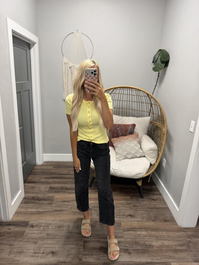 LULU RIBBED PALE YELLOW TOP
