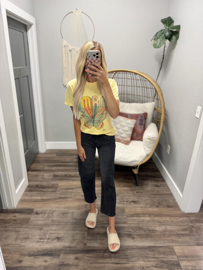 PALE YELLOW MAMA TEE