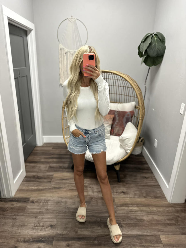 STACY WHITE RIBBED LONG SLEEVE BASIC TEE