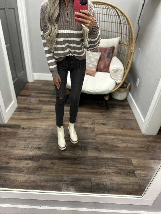 RUSSELL TAUPE AND IVORY PULLOVER ZIP SWEATER