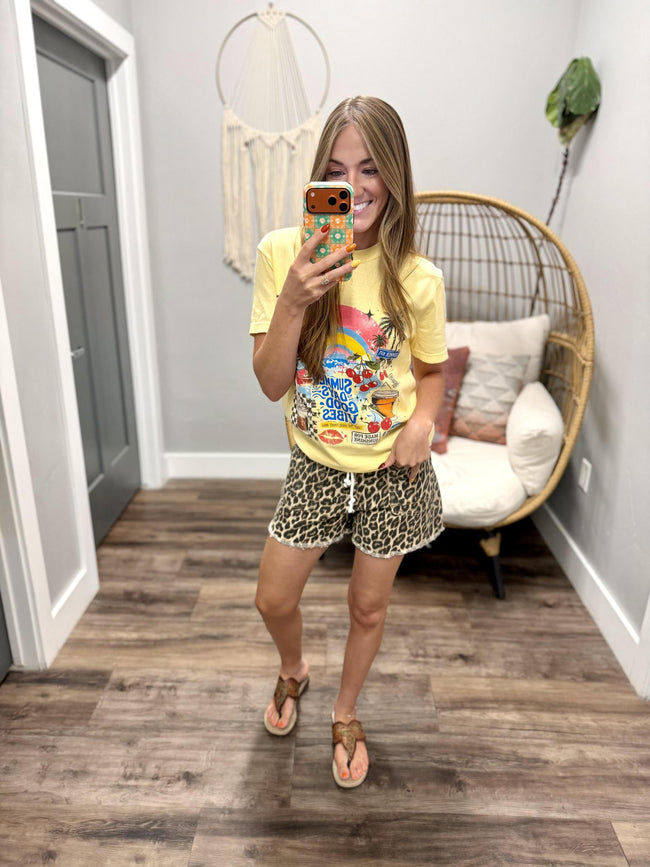 SUMMER GOOD VIBES BUTTER GRAPHIC TEE