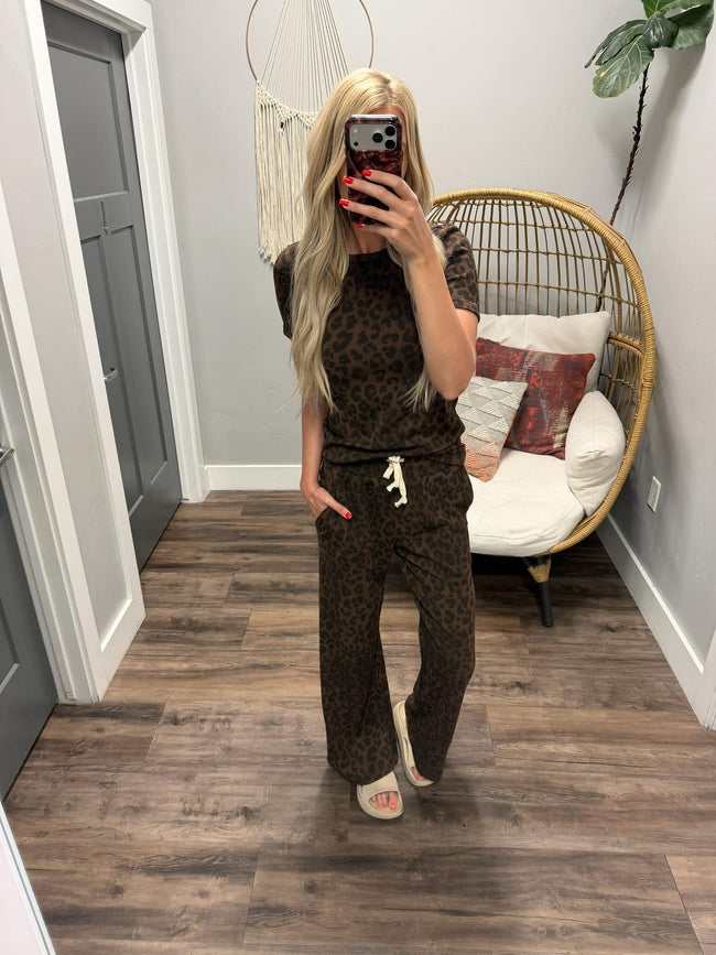 LULU ROAM WILD LEOPARD TEE