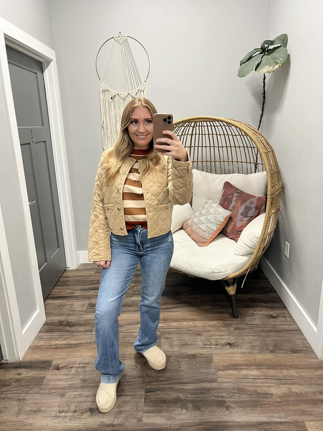 ELLIE LATTE QUILTED BUTTON UP JACKET TOP