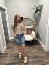 DAISY MOCHA EYELET SHORT SLEEVE BLOUSE