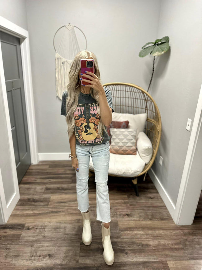 BLACK WASHED ROCK VIBES GRAPHIC TEE