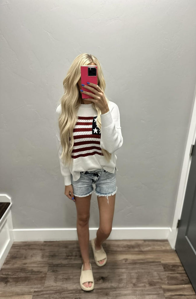 WHITE CABLE KNIT AMERICAN FLAG SWEATER TOP