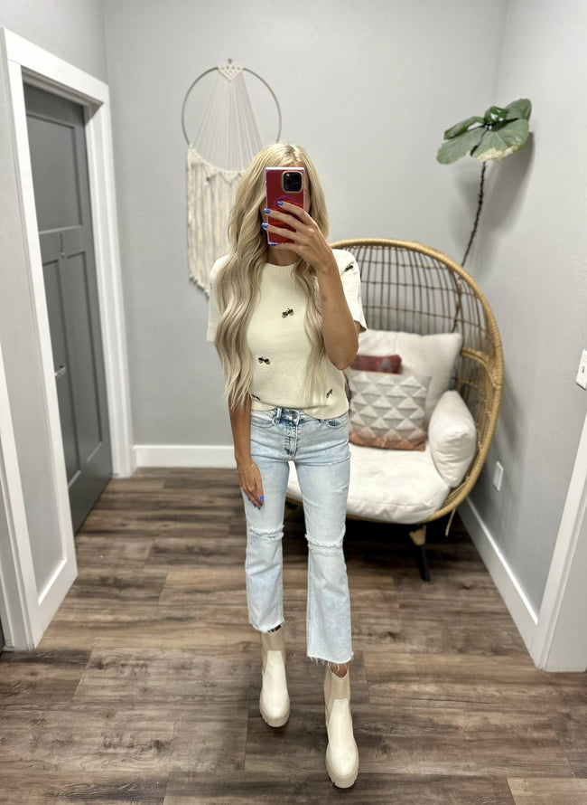 CREAM EMBROIDERED ACORN SWEATER TOP