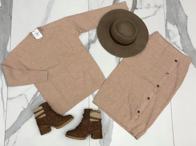 OATMEAL BUTTON SWEATER SKIRT
