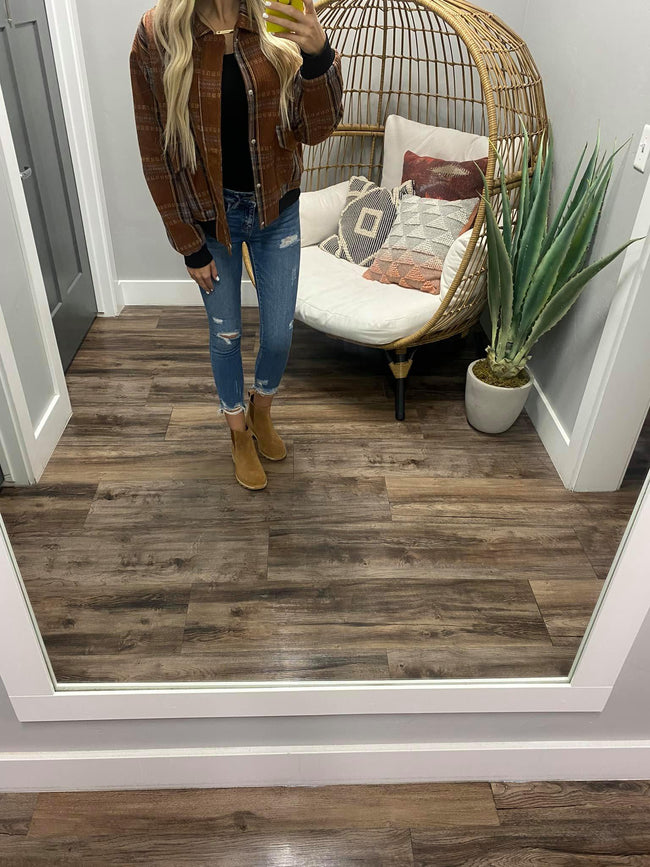 RUST AND CREAM W/GREY JACKETS