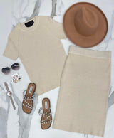 BONE RIBBED SWEATER SKIRT