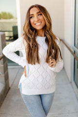 IVORY DETAIL SWEATER TOP