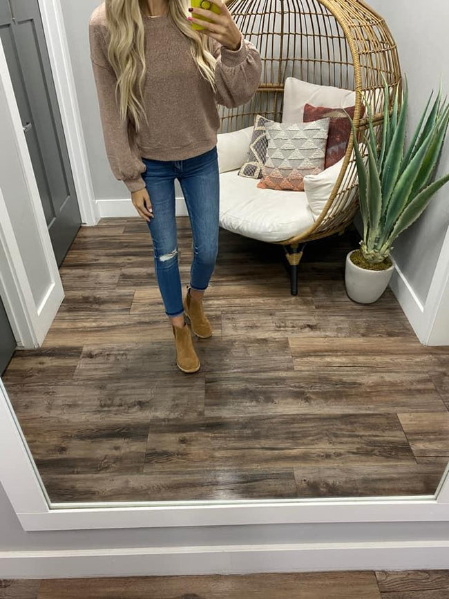MAUVE SEAM SWEATER TOP