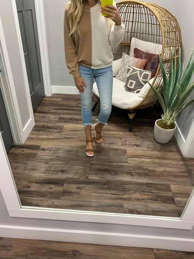 IVORY/CAMEL COLORBLOCK SWEATER TOP