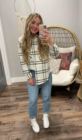 IVORY AND BLACK PLAID SHACKET