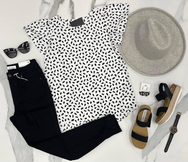 WHITE SPOTTED FLUTTER SLEEVE BLOUSE