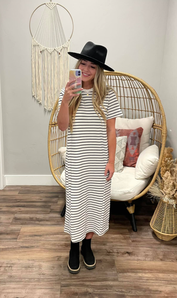 IVORY AND BLACK STRIPE TEE DRESS