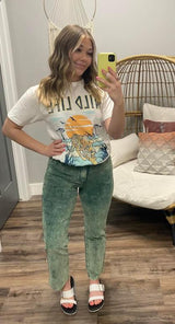 WHITE LEOPARD WILD LIFE GRAPHIC TEE