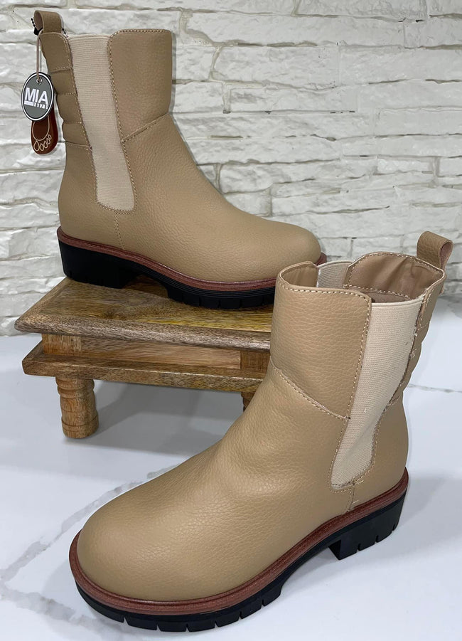MIA CLARA NATURAL SLIP ON BOOTS