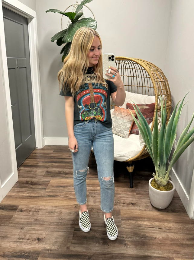 JOHNNY CASH FILLMORE SHOW BOYFRIEND BAND TEE