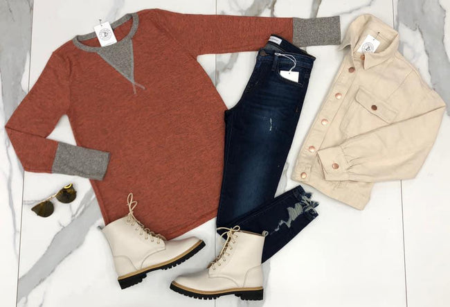 HEATHERED RUST LONG SLEEVE TOP