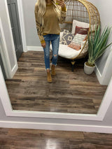 WASHED MUSTARD EMBROIDERED CREW SWEATER