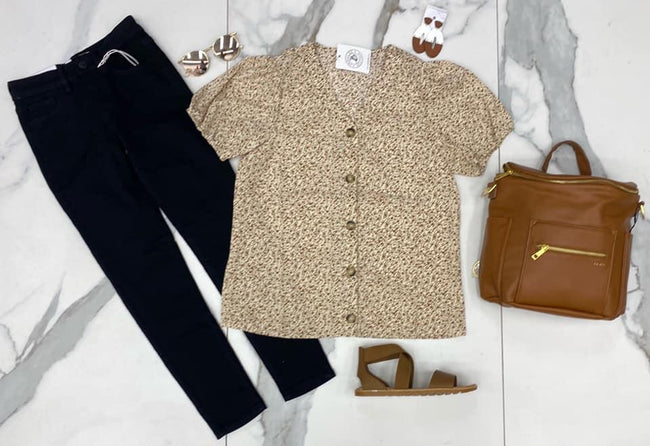 NEUTRAL FLORAL BUTTON BLOUSE