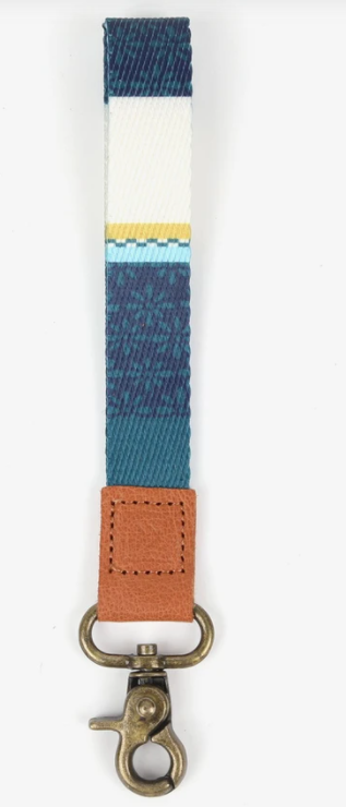 ESCAPE THREAD WRIST LANYARD