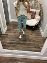 IVORY KNIT SWEATER RUFFLE TOP
