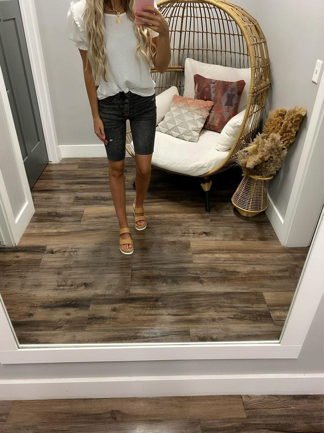 IVORY RUFFLE SMOCKED SLEEVE BLOUSE