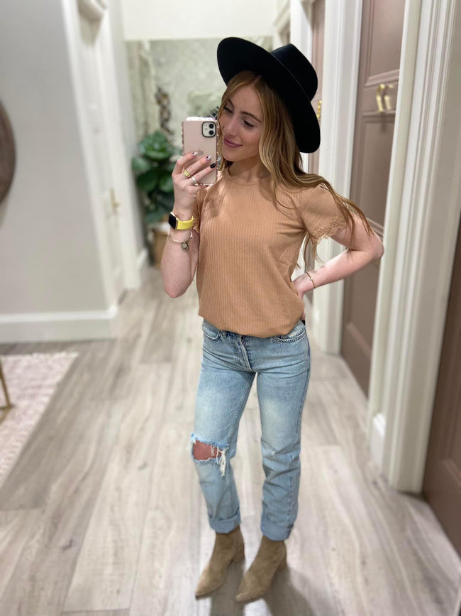 NUDE LACE TEXTURE TOP