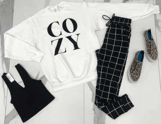 WHITE COZY CREW