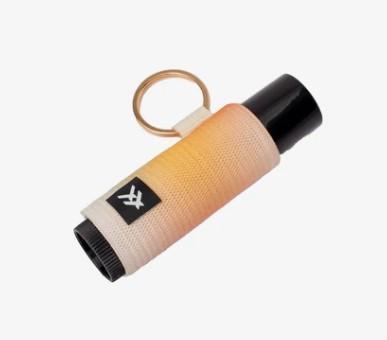 NOVA LIP BALM HOLDER THREAD WALLET