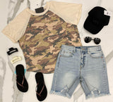 TAUPE CAMO HENLEY TEE
