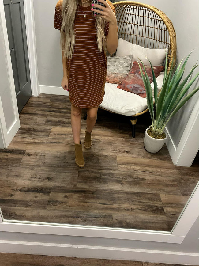 TOFFEE STRIPE T SHIRT POCKET DRESS