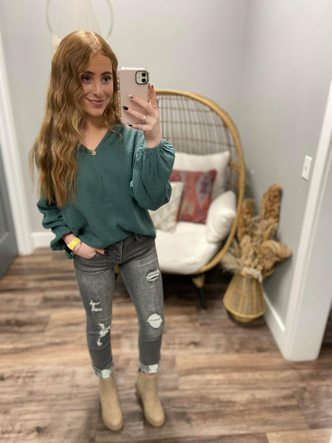LIGHT GREY BACKED CUFF DENIM JEANS