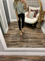 MINT FLUTTER SLEEVE BLOUSE