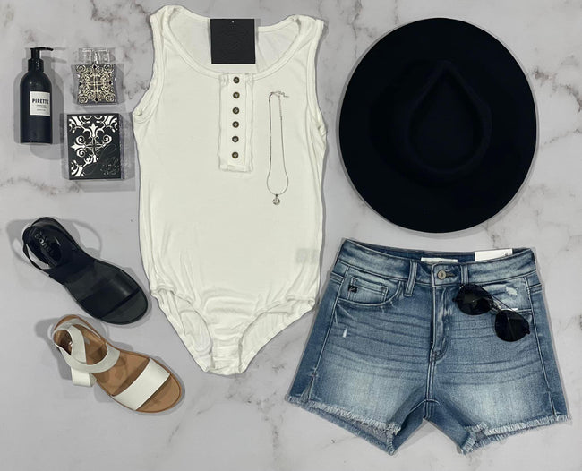 WHITE RIBBED BUTTON BODYSUIT