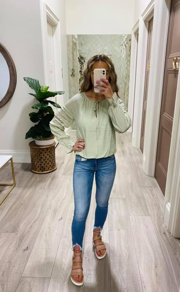 SAGE DETAIL LONG SLEEVE BLOUSE