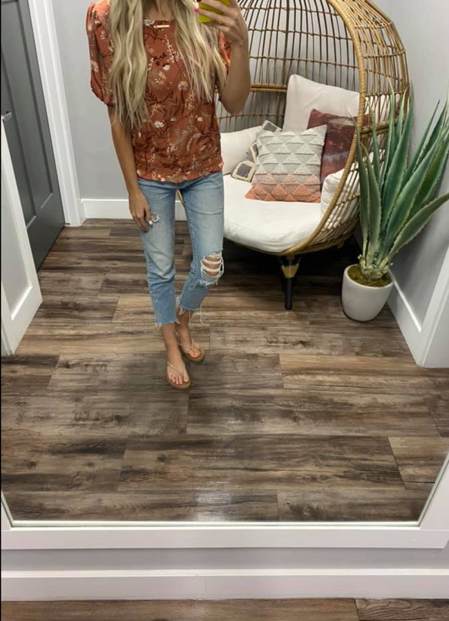 RUST FLORAL SMOCKED BOTTOM BLOUSE