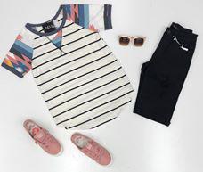 TRIBAL SHORT SLEEVE TOP