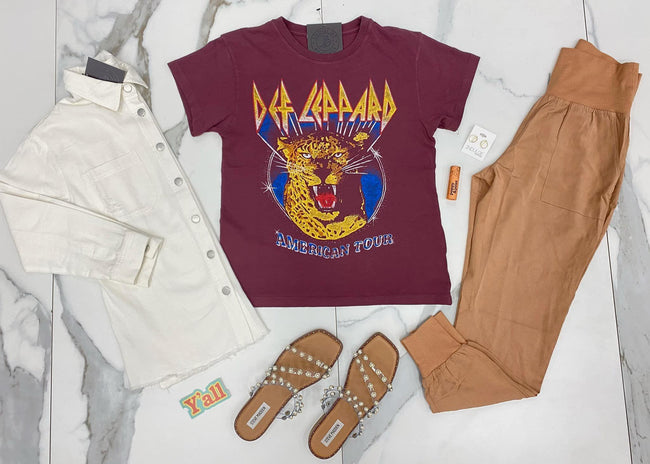 DEF LEPPARD WINE GRAPHIC TEE