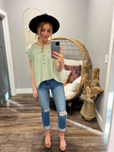 MINT BUTTON FRONT TOP