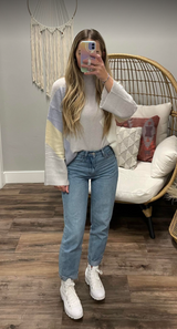 LAVENDER COLOR BLOCK WIDE SLEEVE SWEATER