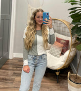 GREY AND WHITE COLORBLOCK EXPOSED SEAM TOP