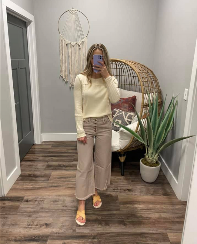 CREAM TEXTURED LONG SLEEVE TOP