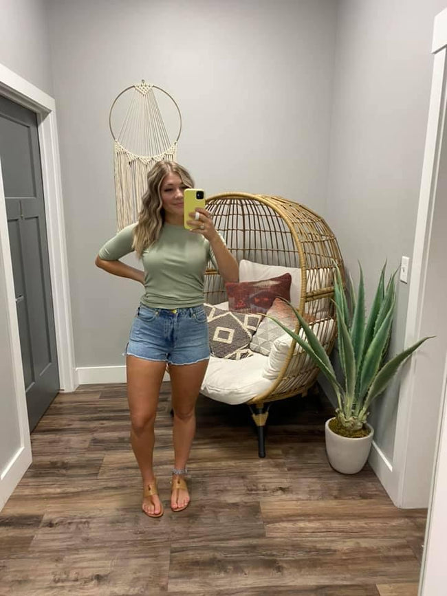 SAGE RUCHED SIDE RIBBED TOP