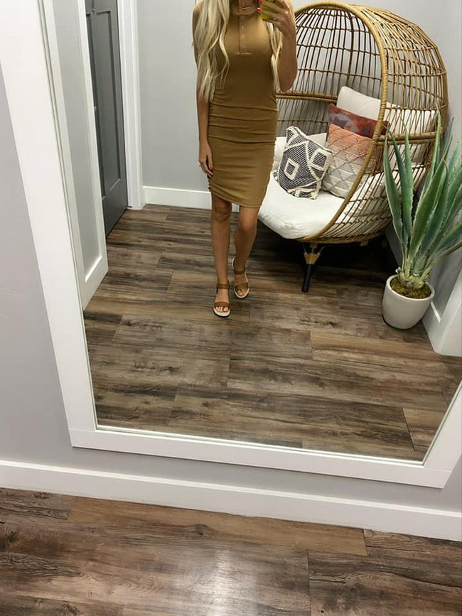 CAMEL RIBBED DOWN DRESS