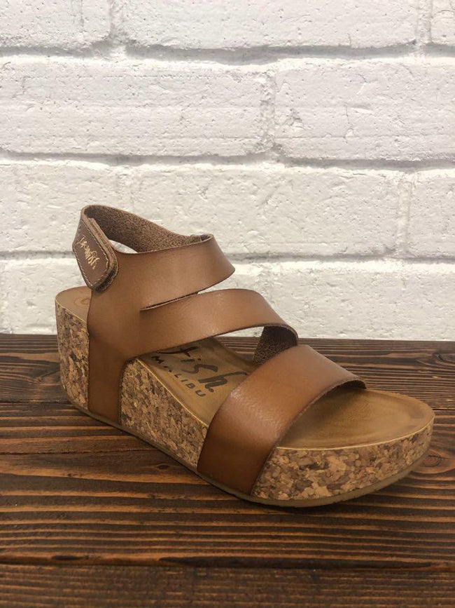 SAND STRAPPED WEDGE SANDALS